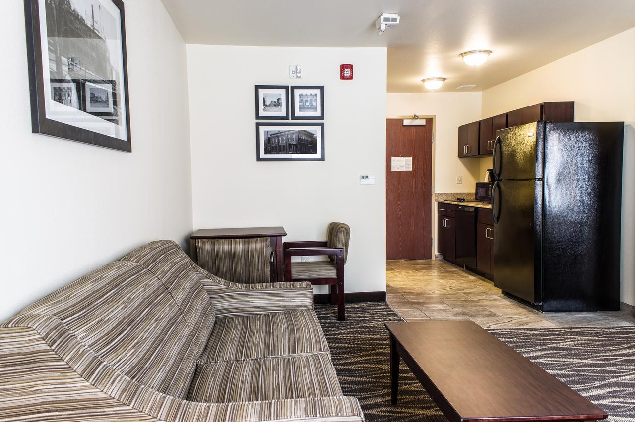 Cobblestone Hotel & Suites - Stevens Point Ngoại thất bức ảnh