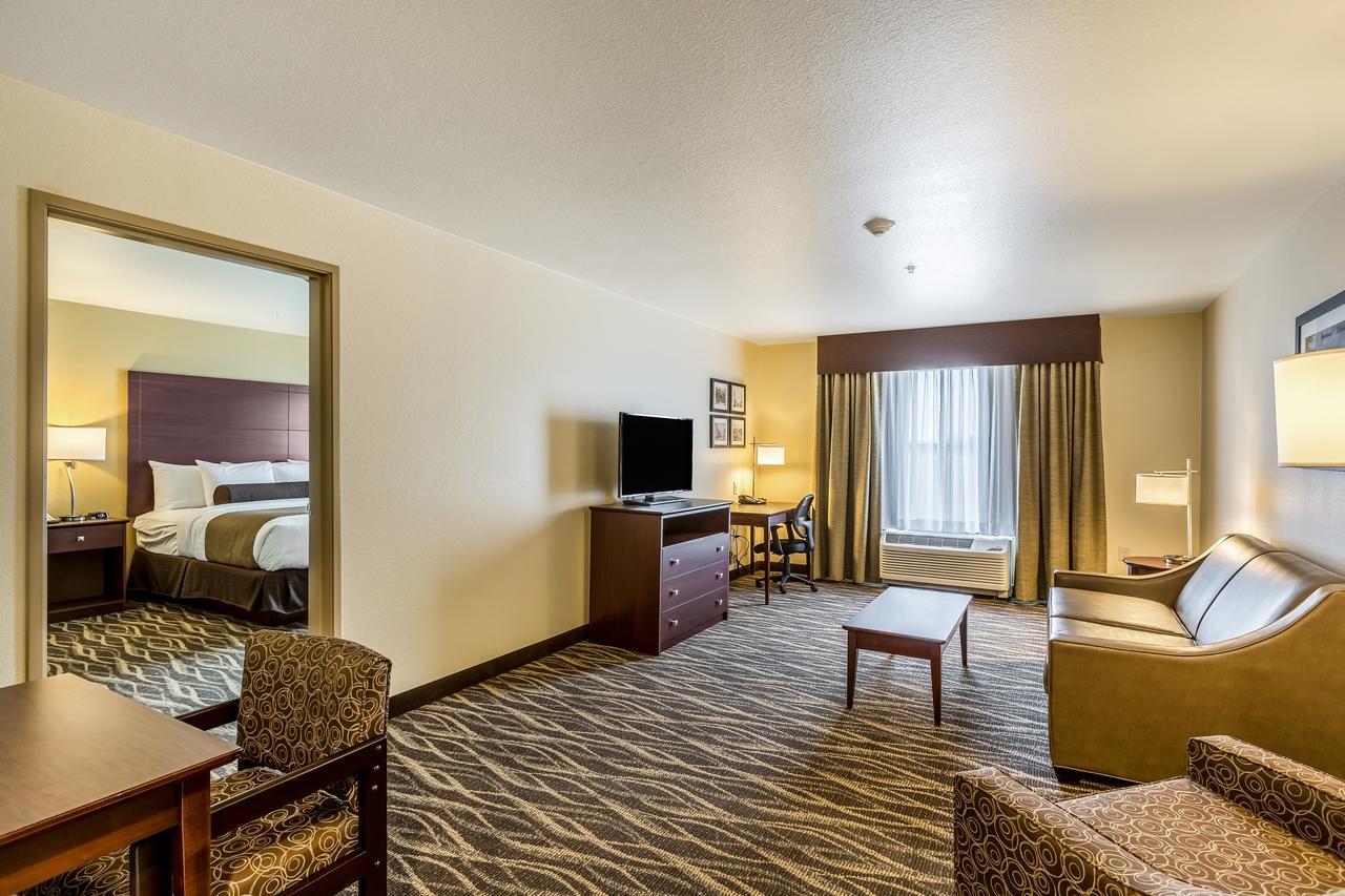Cobblestone Hotel & Suites - Stevens Point Ngoại thất bức ảnh