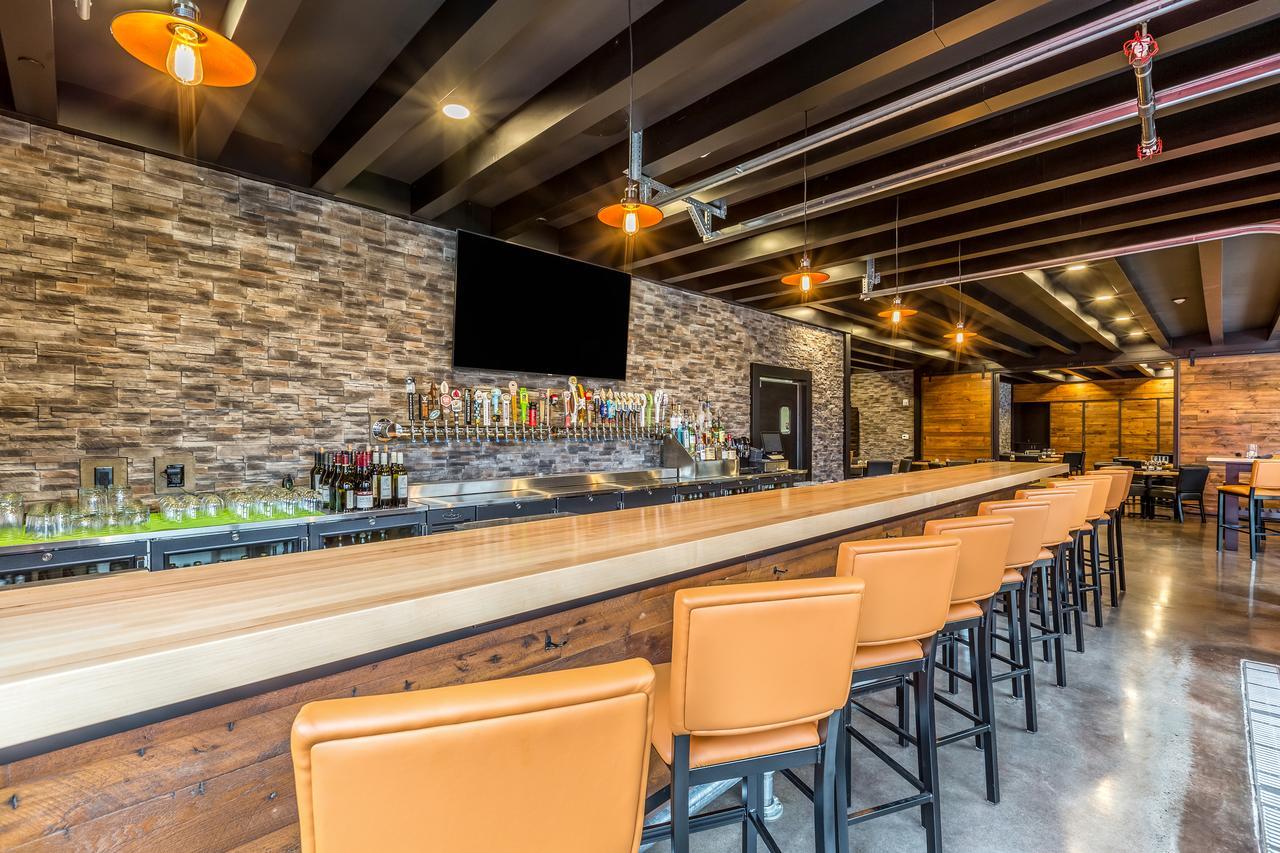 Cobblestone Hotel & Suites - Stevens Point Ngoại thất bức ảnh
